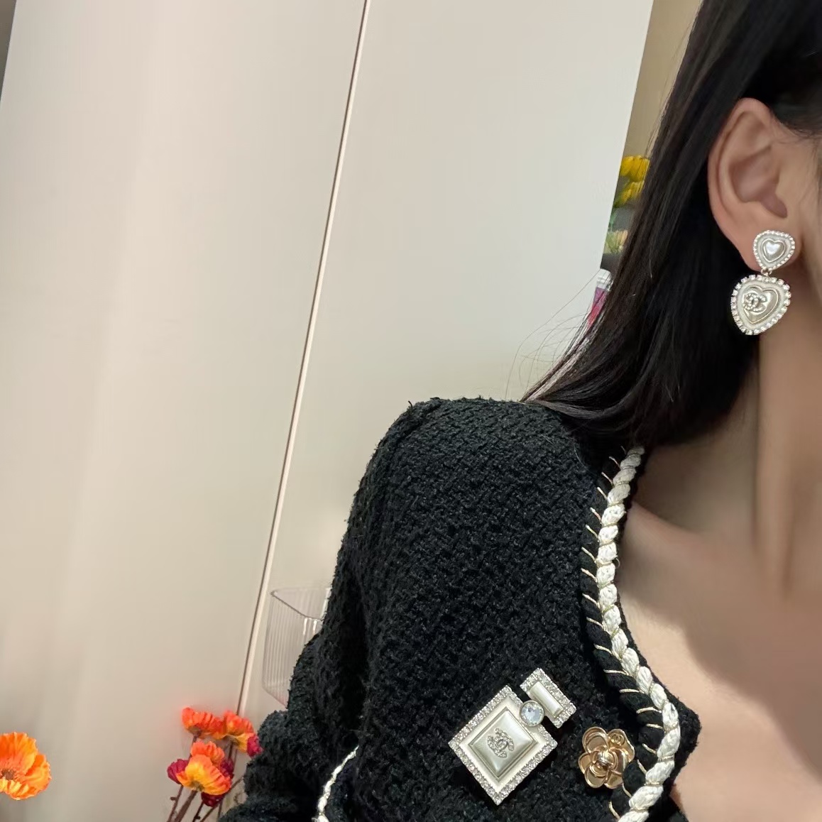 Chanel Two Heart Dangle Pearl Earrings - Best Replica Jewelry™