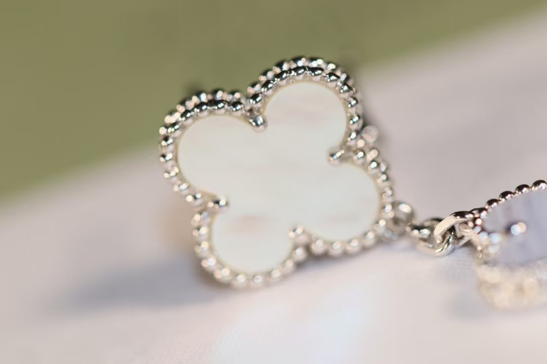 VCA Magic Alhambra Earrings 3 Motifs - Best Replica Jewelry™