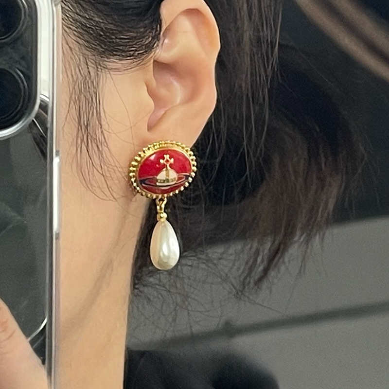 Vivienne Westwood Enamel Saturn Waterdrop Pearl Earrings - Best Replica Jewelry™
