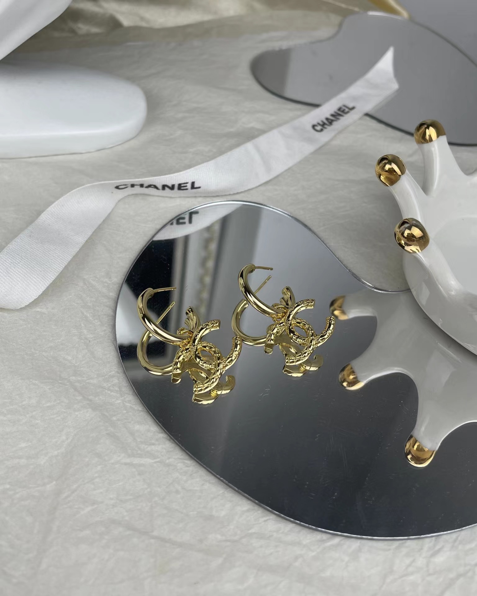 Chanel Golden Double C Earrings - Best Replica Jewelry™