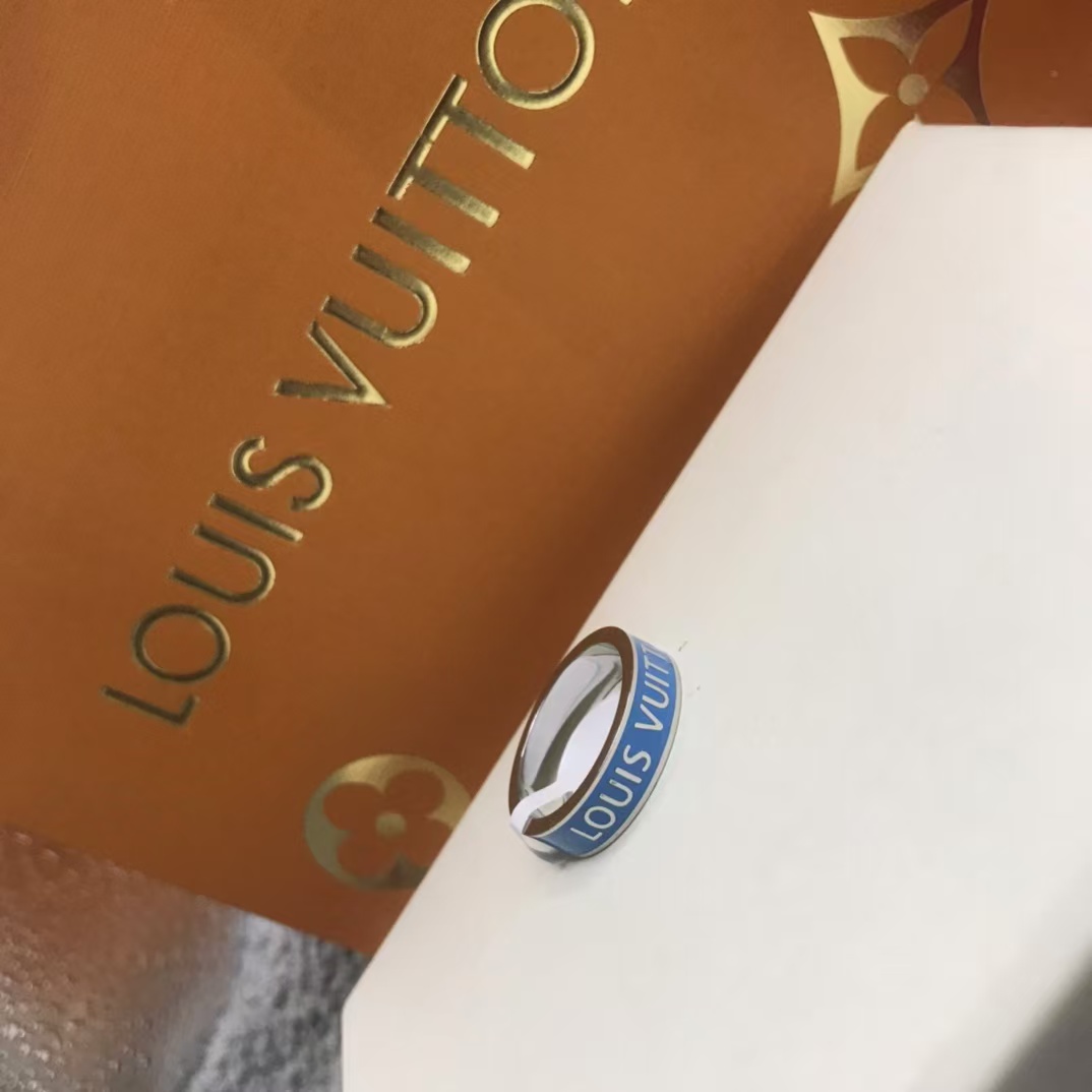 Louis Vuitton Letters Pattern Ring - Best Replica Jewelry™