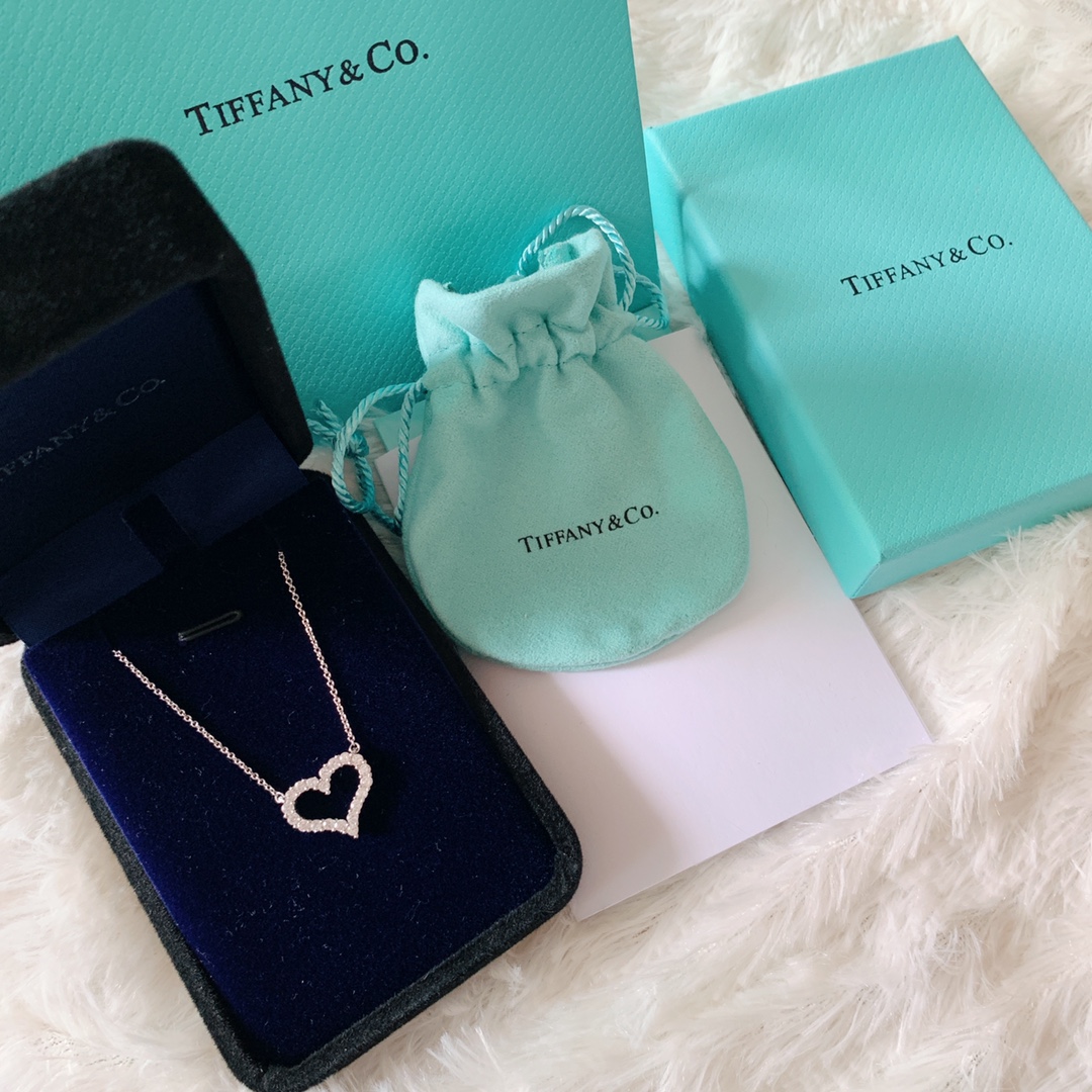 Tiffany Medium Full Diamond Love Heart Pendant Necklace - Best Replica Jewelry™
