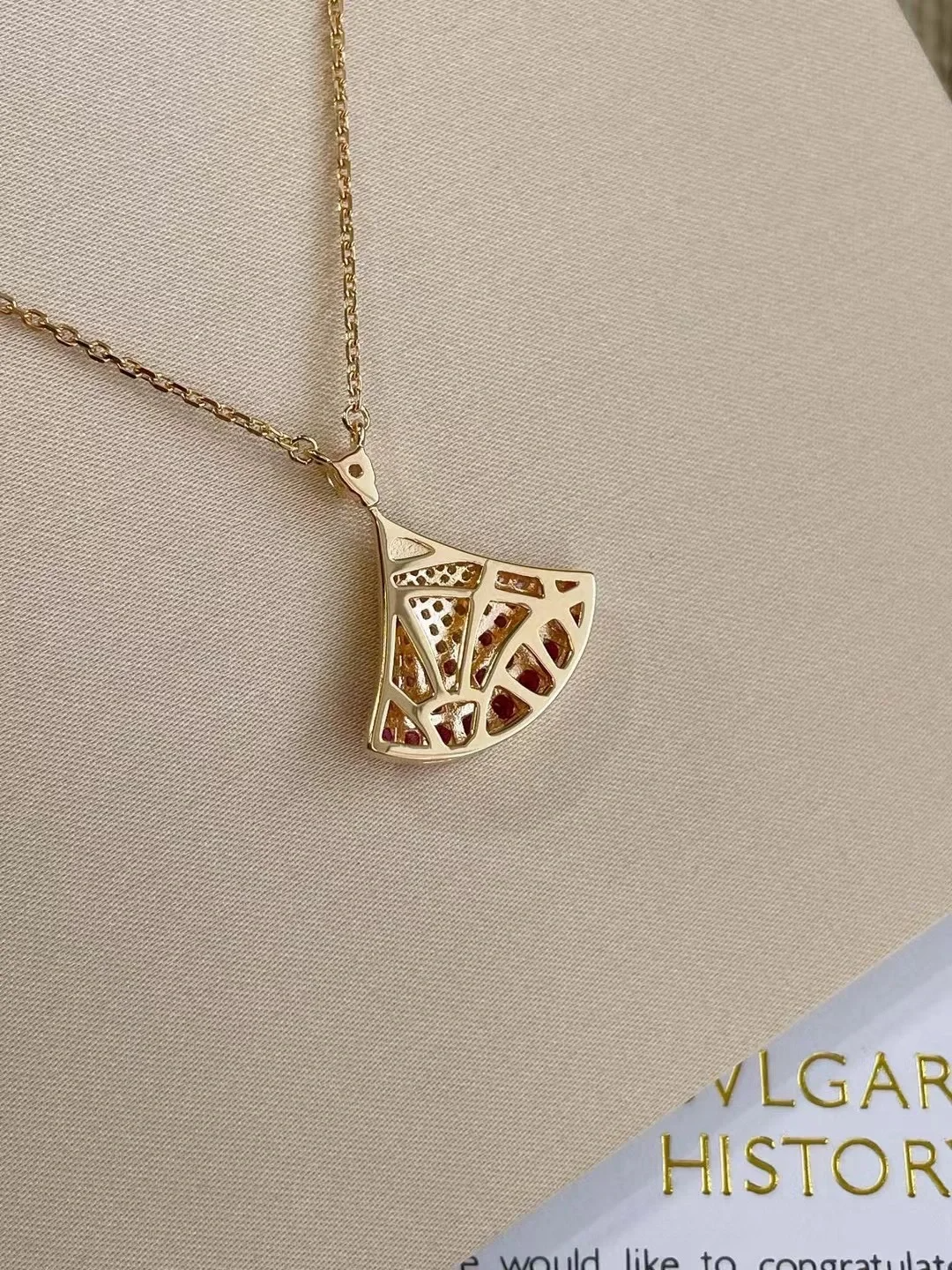 Bvlgari Divas' Dream Necklace - Best Replica Jewelry™
