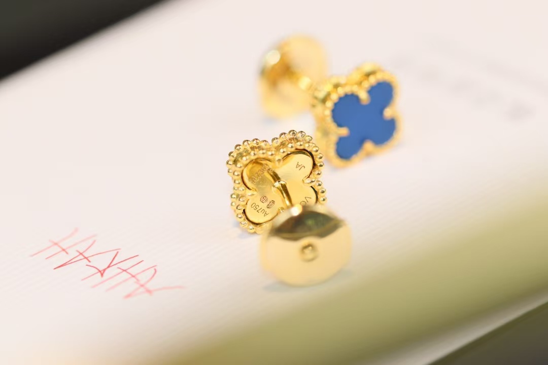 VCA Earstuds Earring - Mini - Best Replica Jewelry™