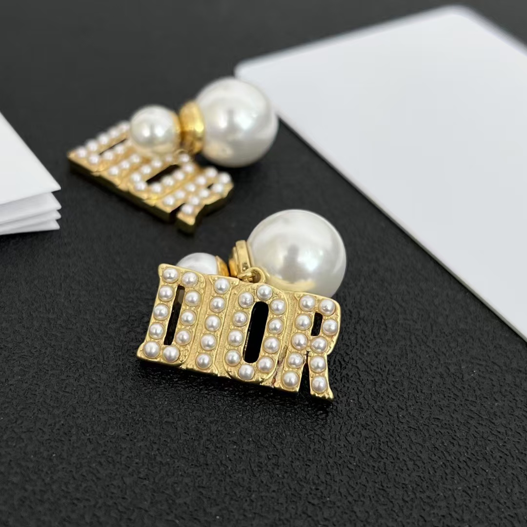 Pearl Paved Dior Letters Earrings - Best Replica Jewelry™