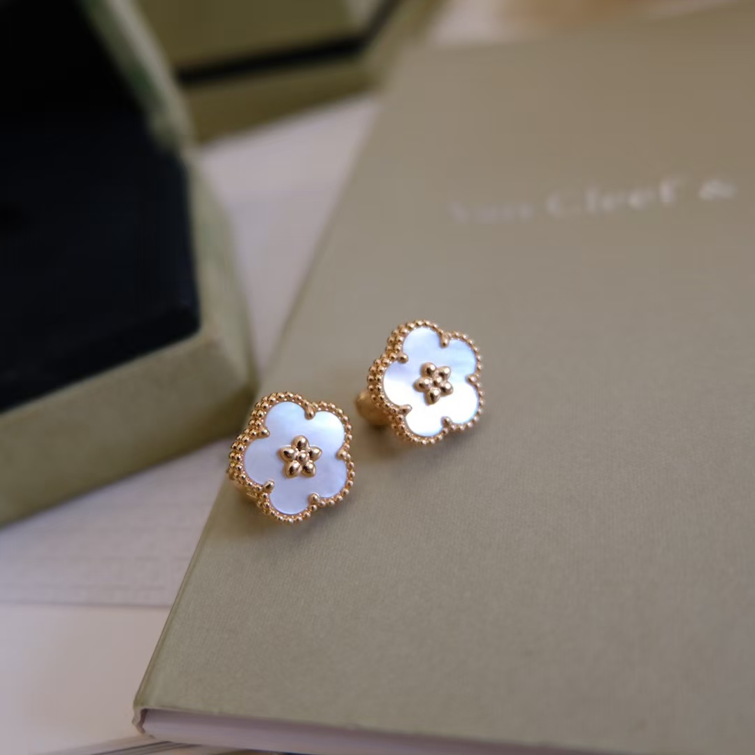 VCA Lucky Spring Earrings, Plum Blossom - Best Replica Jewelry™