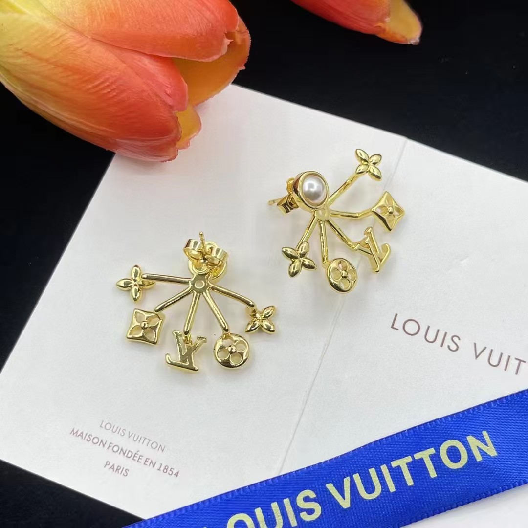 Louis Vuitton Stud Earrings - Best Replica Jewelry™