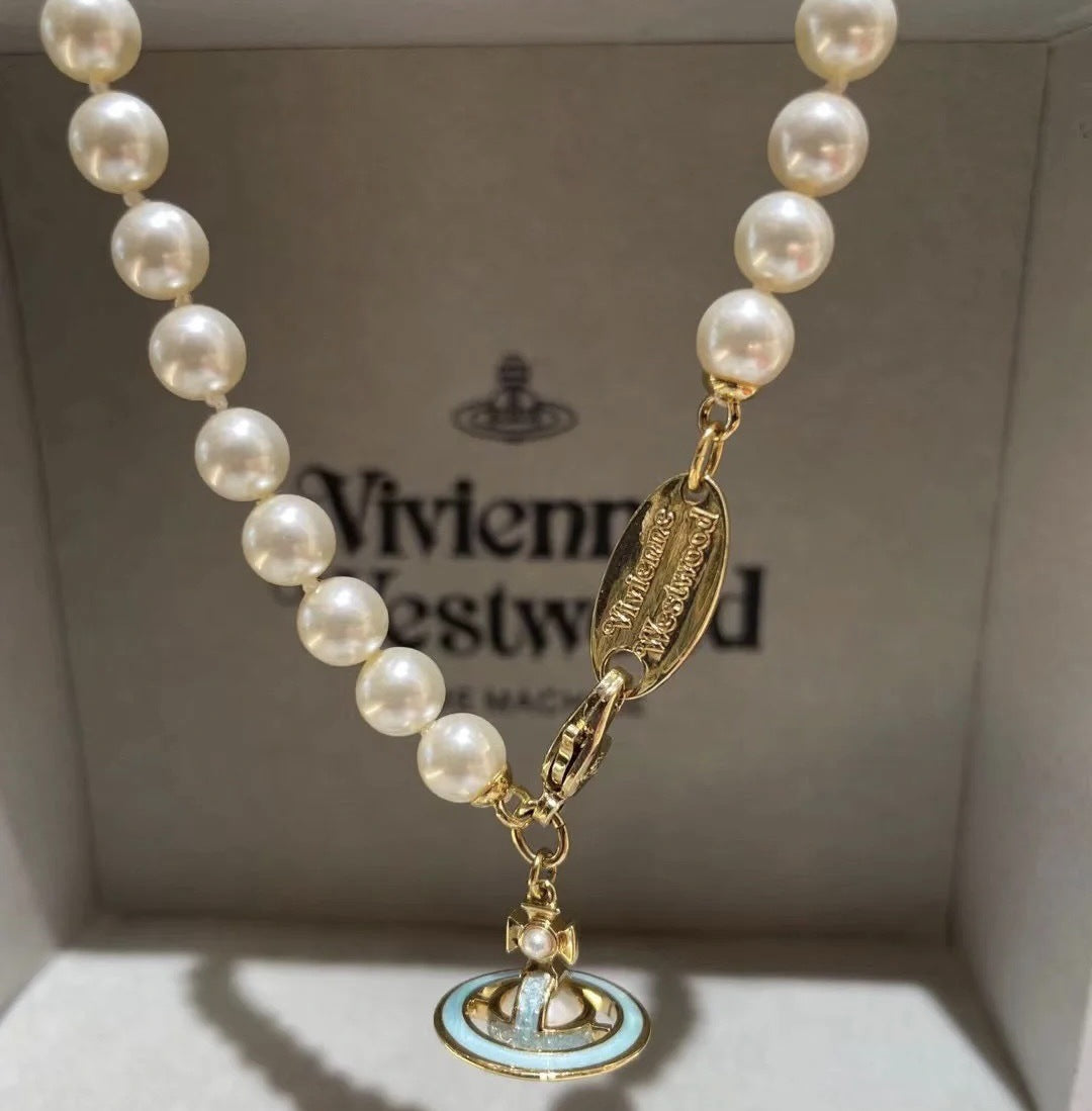 Vivienne Westwood Enamel Saturn Pearl Necklace - Best Replica Jewelry™