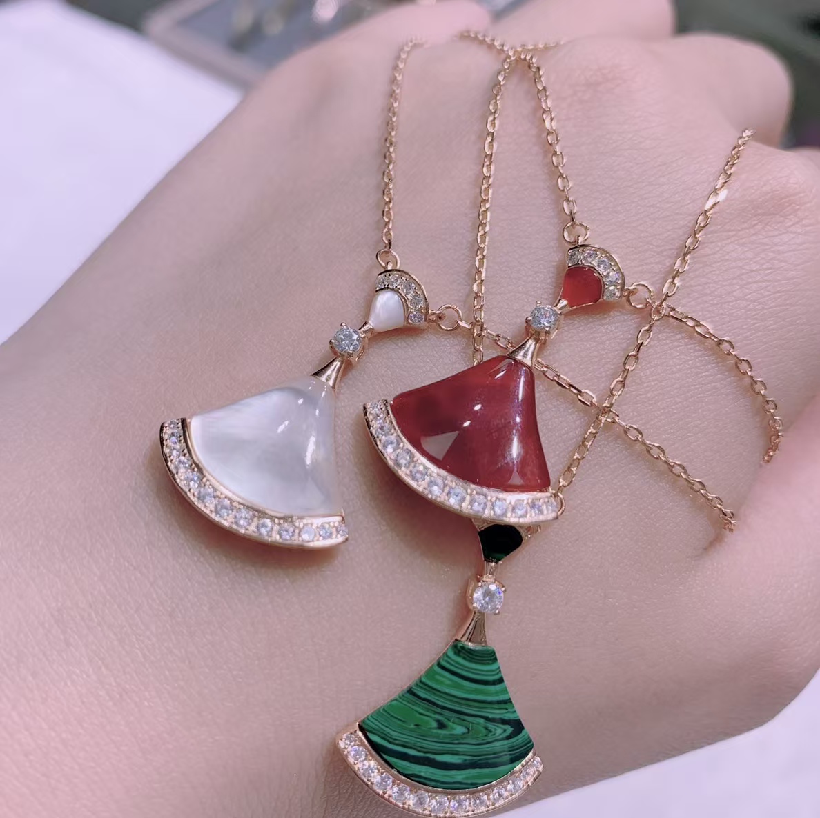 Bvlgari Divas' Dream Necklace - Best Replica Jewelry™