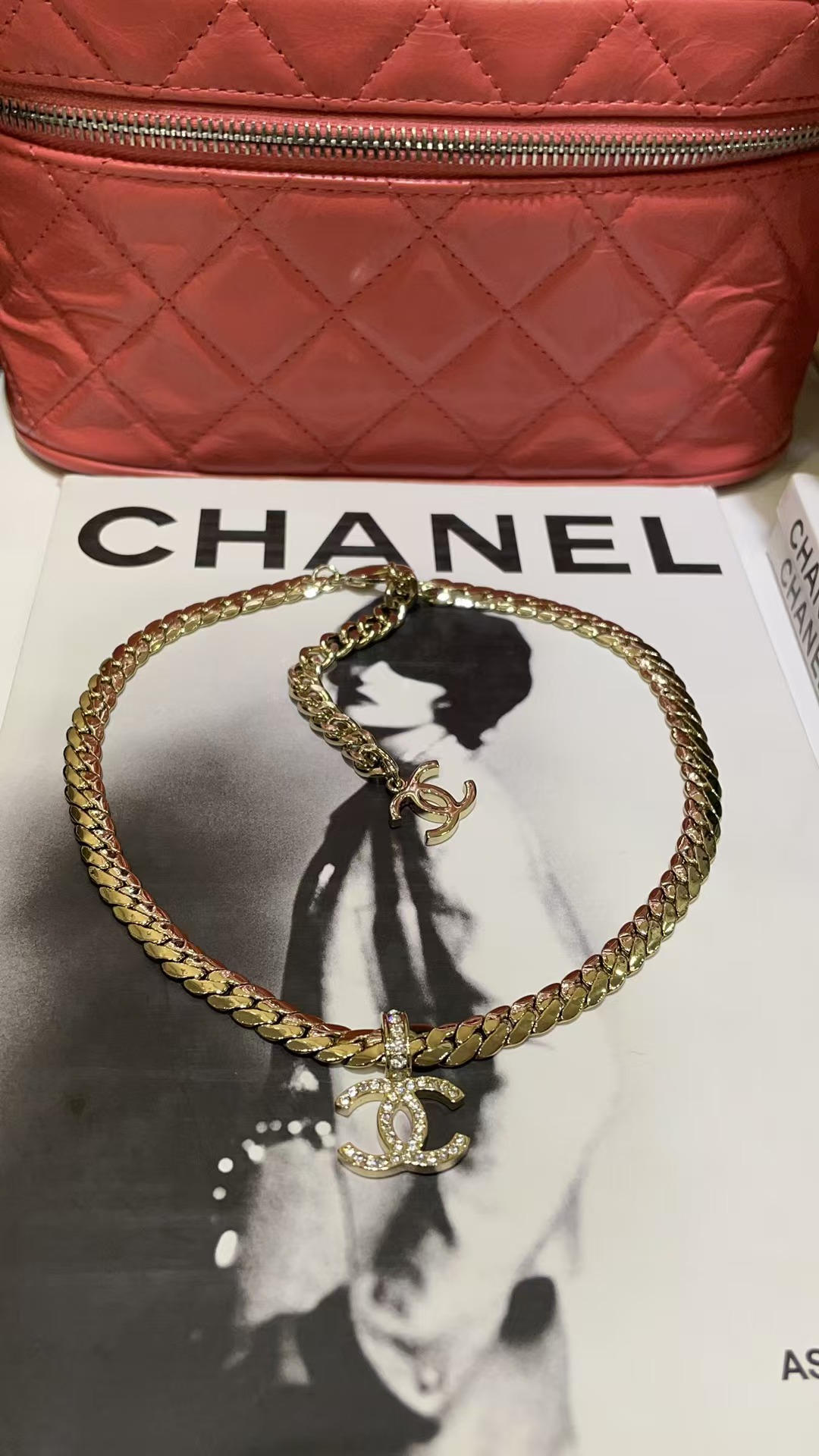 Chanel Chunky Flat Cuban Chain Necklace - Best Replica Jewelry™