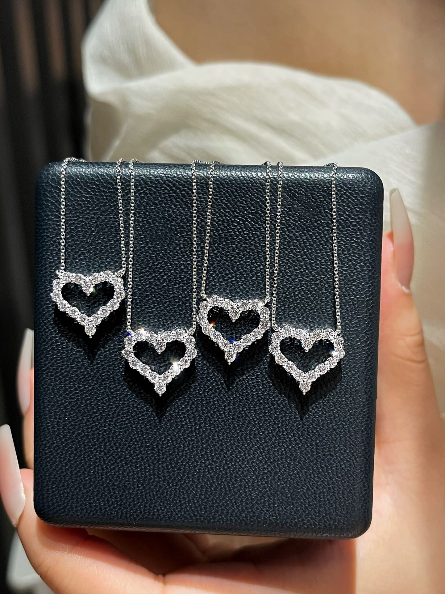 Tiffany Mini Full Diamond Love Heart Pendant Necklace - Best Replica Jewelry™