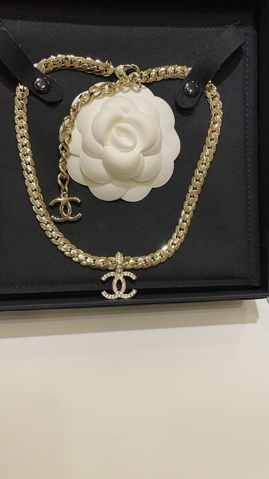 Chanel Chunky Flat Cuban Chain Necklace - Best Replica Jewelry™