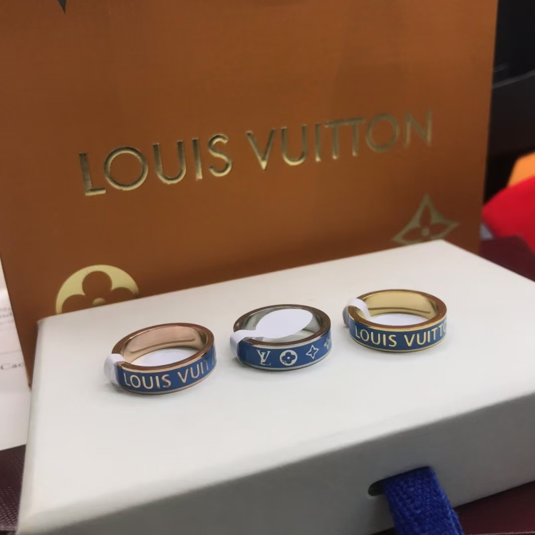 Louis Vuitton Letters Pattern Ring - Best Replica Jewelry™