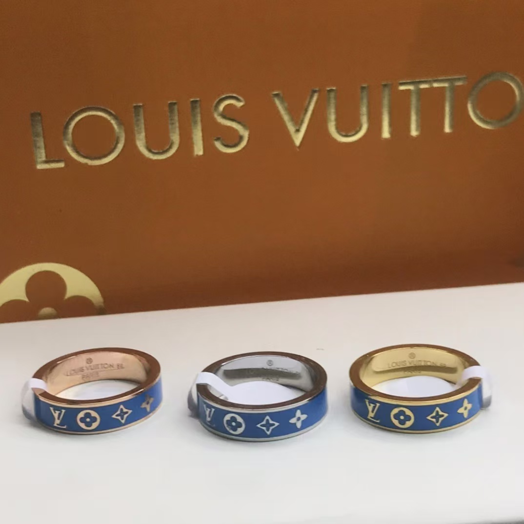 Louis Vuitton Letters Pattern Ring - Best Replica Jewelry™