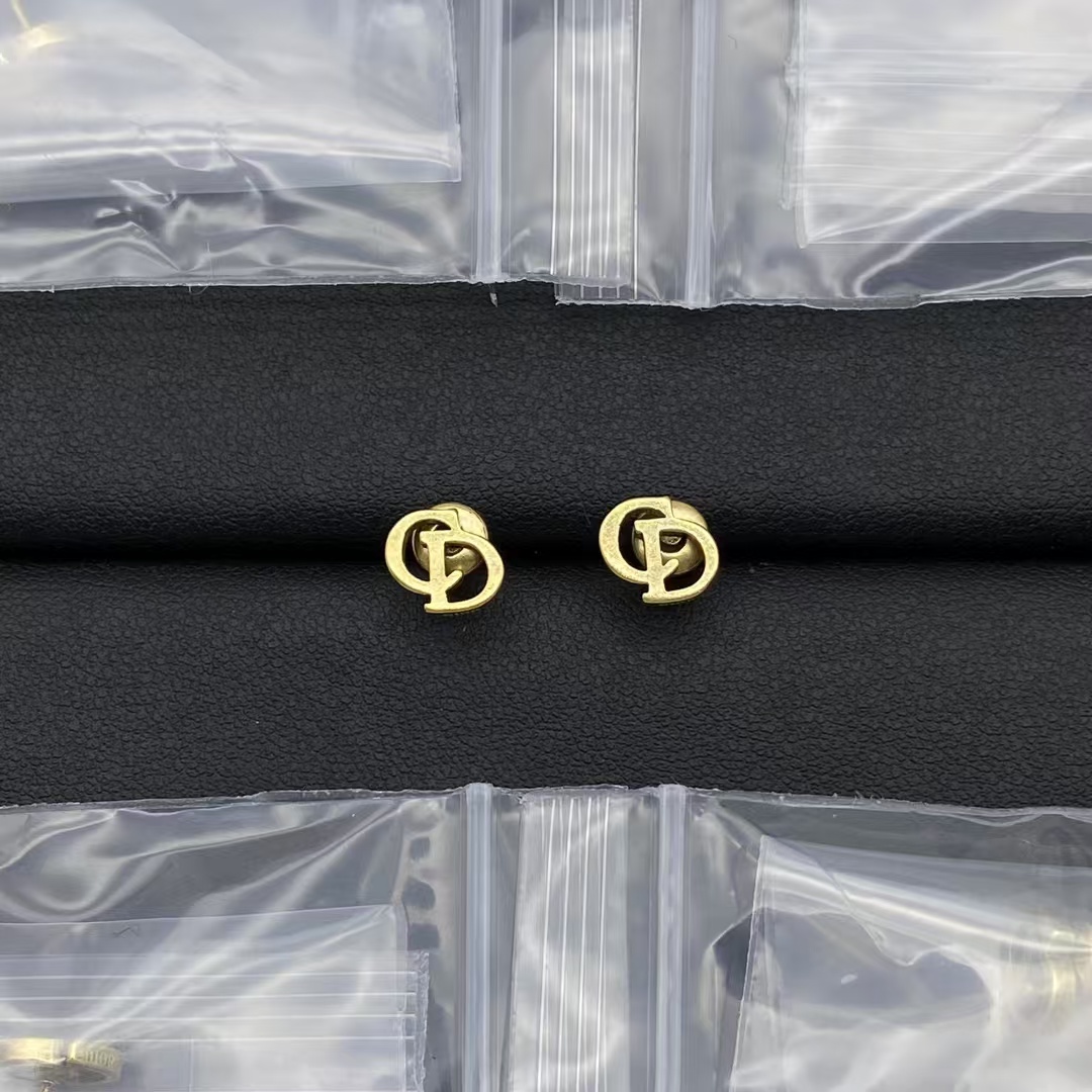 Dior Small CD Stud Earrings - Best Replica Jewelry™