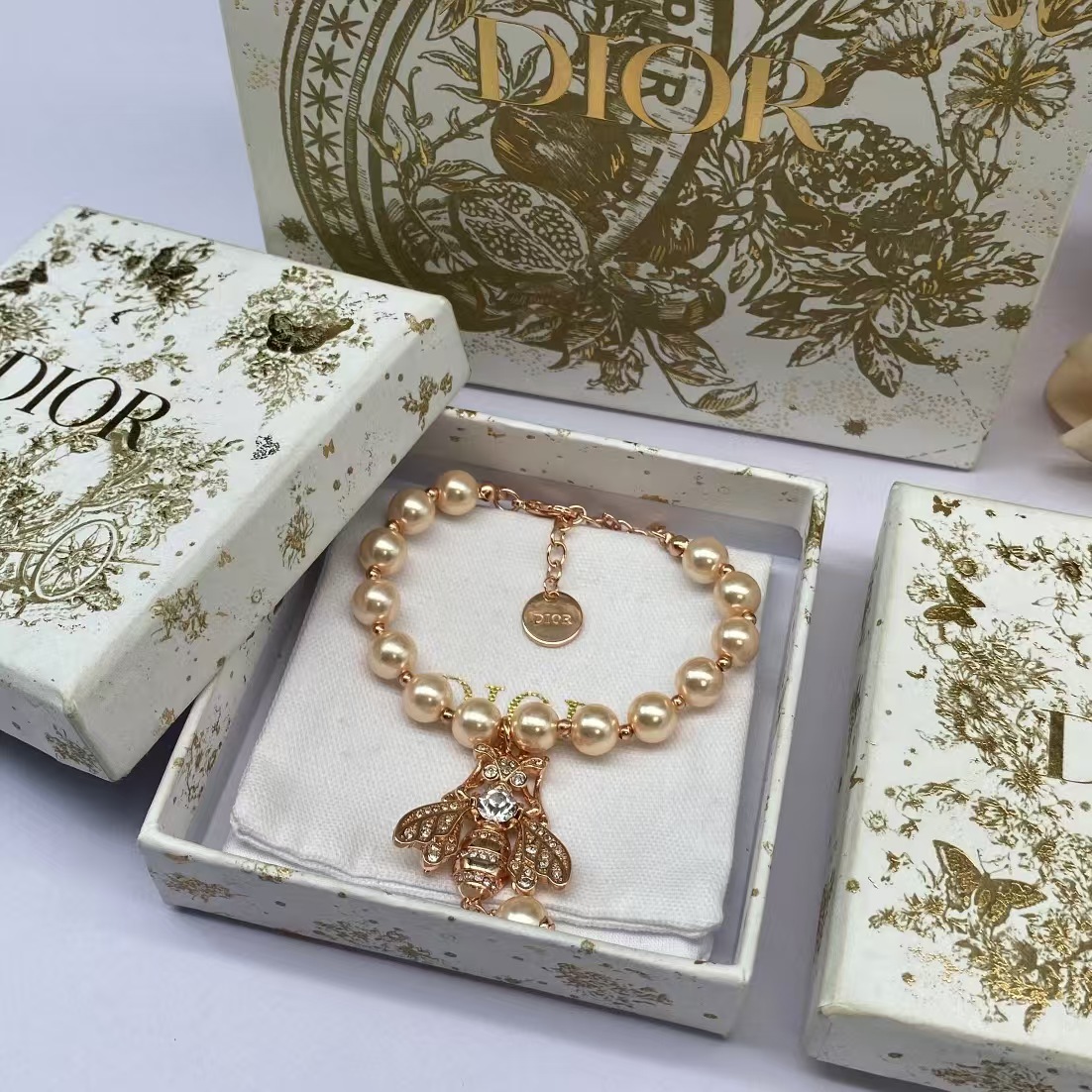 Dior Bee Pendant Rose Gold Pearl Necklace Bracelet - Best Replica Jewelry™