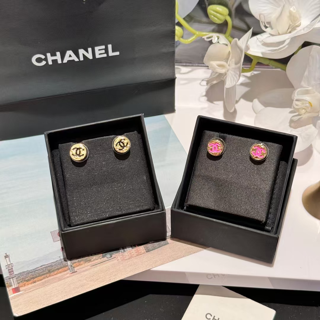 Chanel Round Stud Earrings - Best Replica Jewelry™