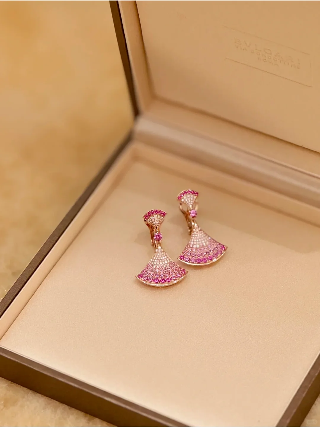 Bvlgari Divas’ Dream Earrings - Full Diamond - Best Replica Jewelry™