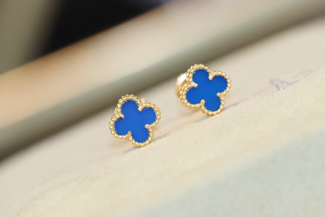 VCA Earstuds Earring - Mini - Best Replica Jewelry™