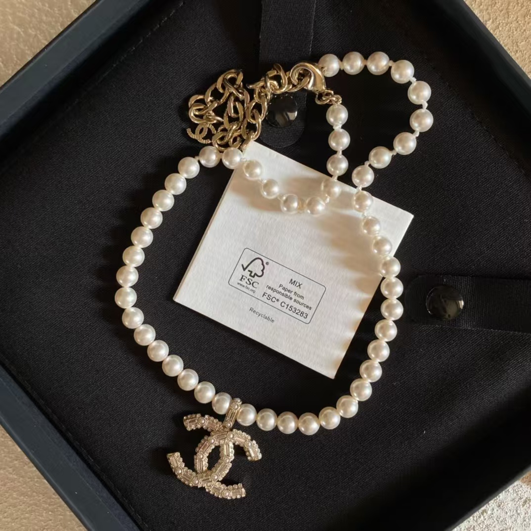 Chanel Big Double C Pendant Pearl Necklace - Best Replica Jewelry™