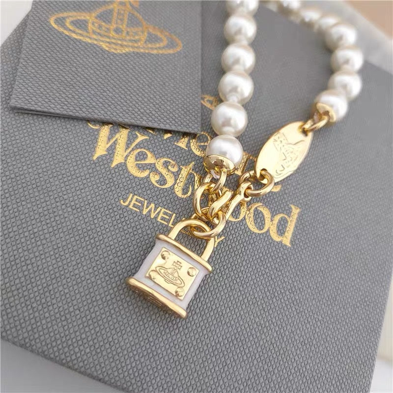 Vivienne Westwood Lock Charm Pearl Bracelet - Best Replica Jewelry™