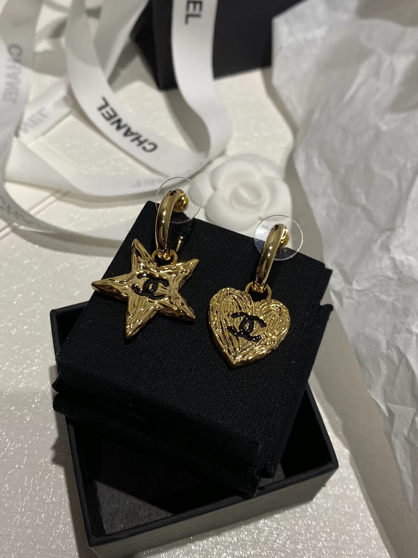 Chanel Asymmetric Star and Love Heart Dangle Earrings - Best Replica Jewelry™