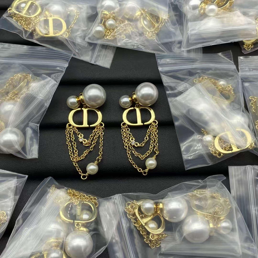 Dior Multi Layers Chain Dangle Pearl Earrings - Best Replica Jewelry™