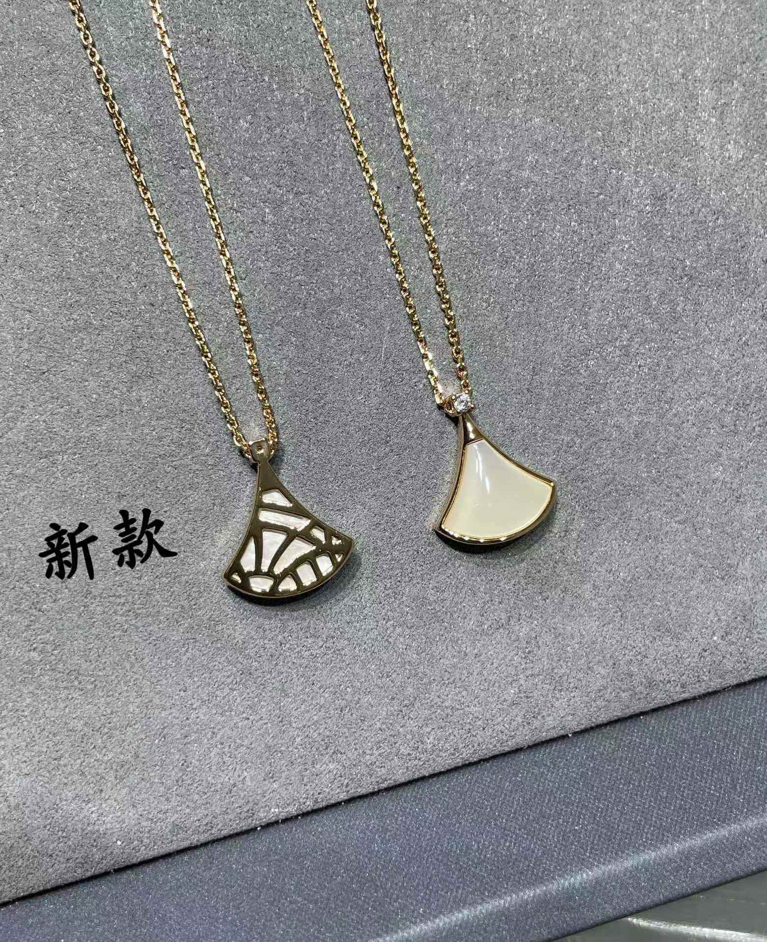 Bvlgari Divas' Dream Necklace - Best Replica Jewelry™