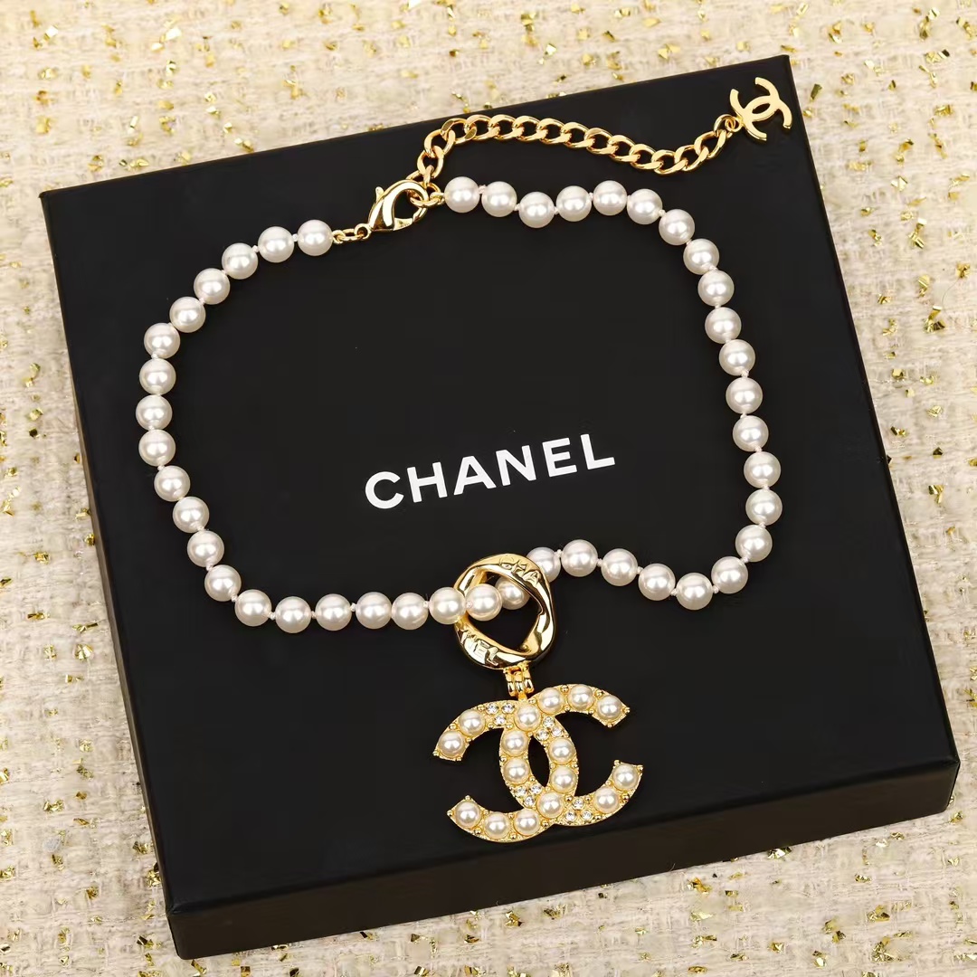 Chanel Diamond Pearl Paved Double C Pendant Pearl Necklace - Best Replica Jewelry™