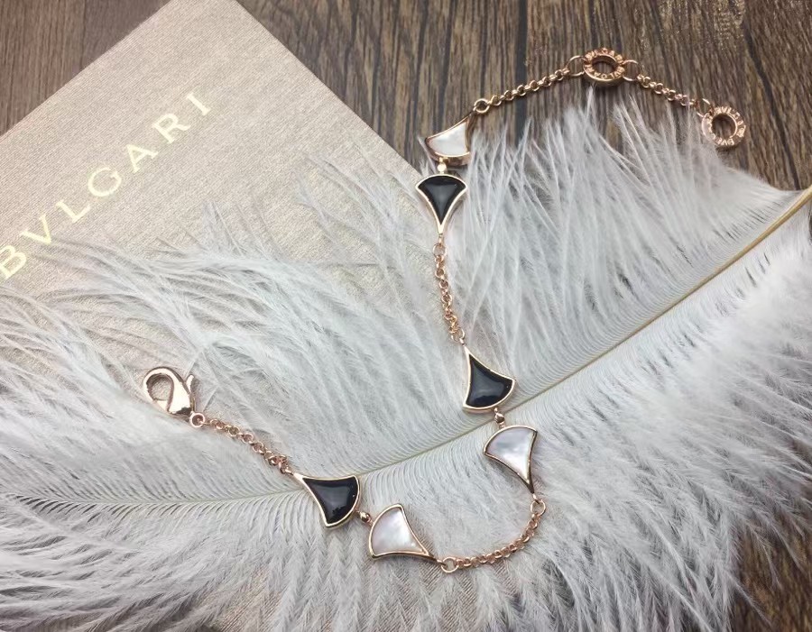 Bvlgari Divas’ Dream Bracelet - Best Replica Jewelry™
