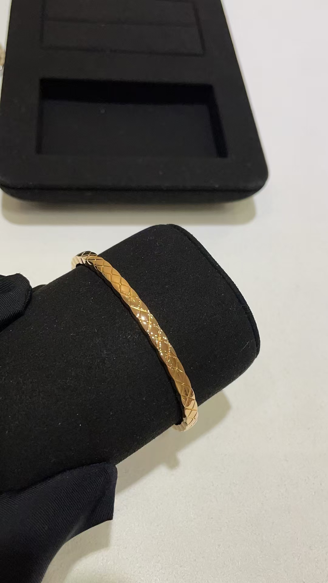 Chanel Coco Crush Mini Bangle Bracelet - Best Replica Jewelry™