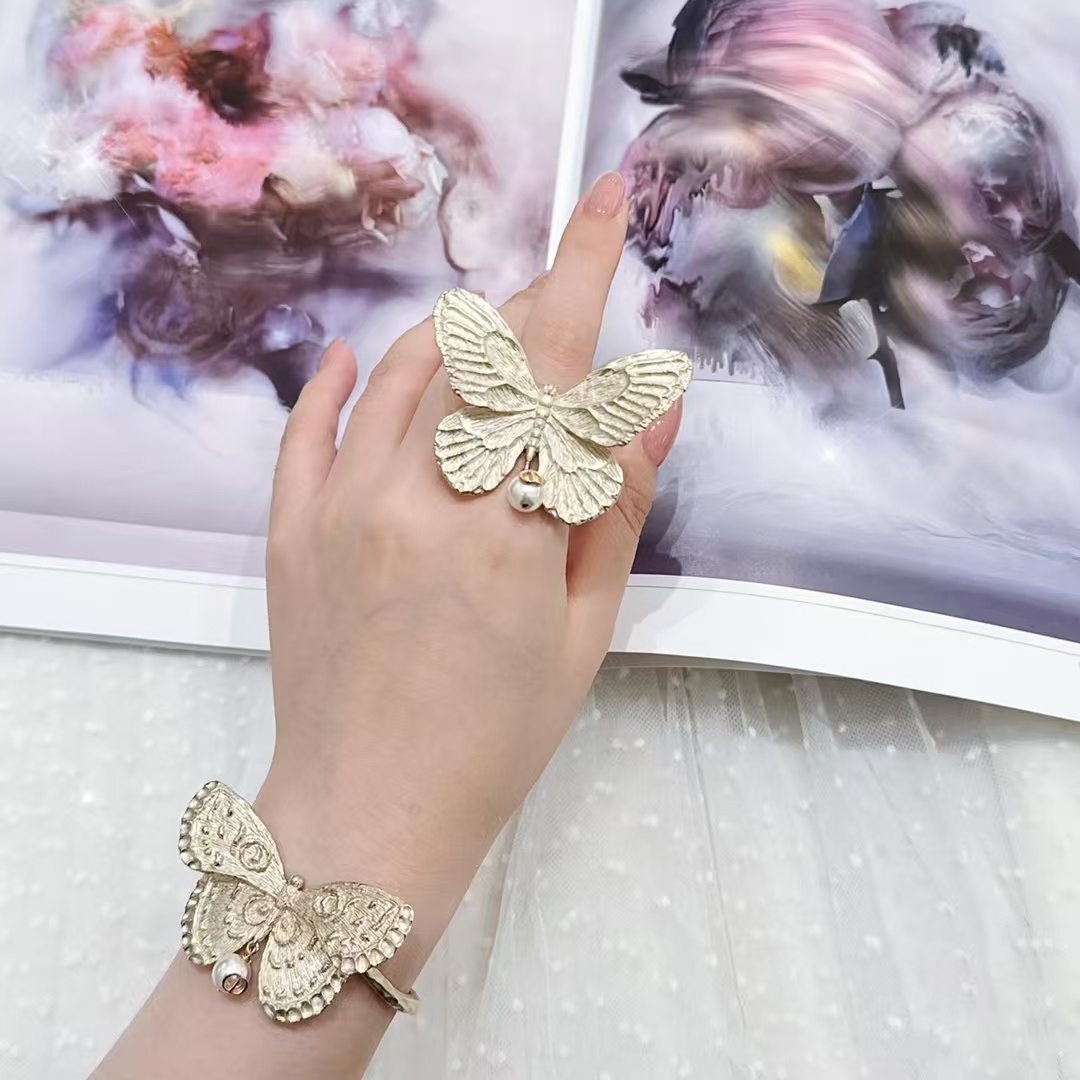 Dior Super Big Butterfly Ring - Best Replica Jewelry™