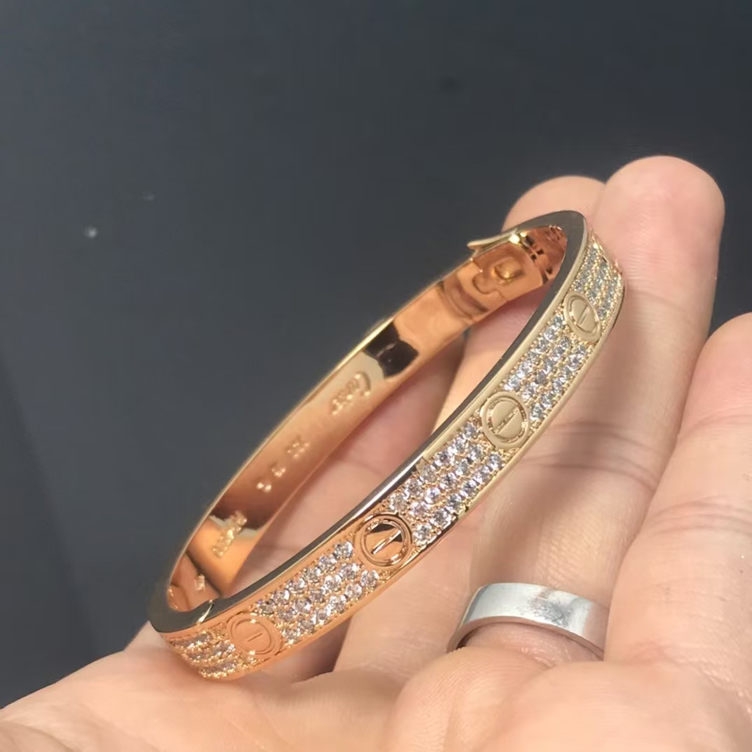 Cartier LOVE Bracelet Bangle - Best Replica Jewelry™
