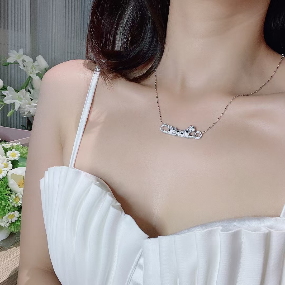 Cartier Panthère de Necklace - Best Replica Jewelry™