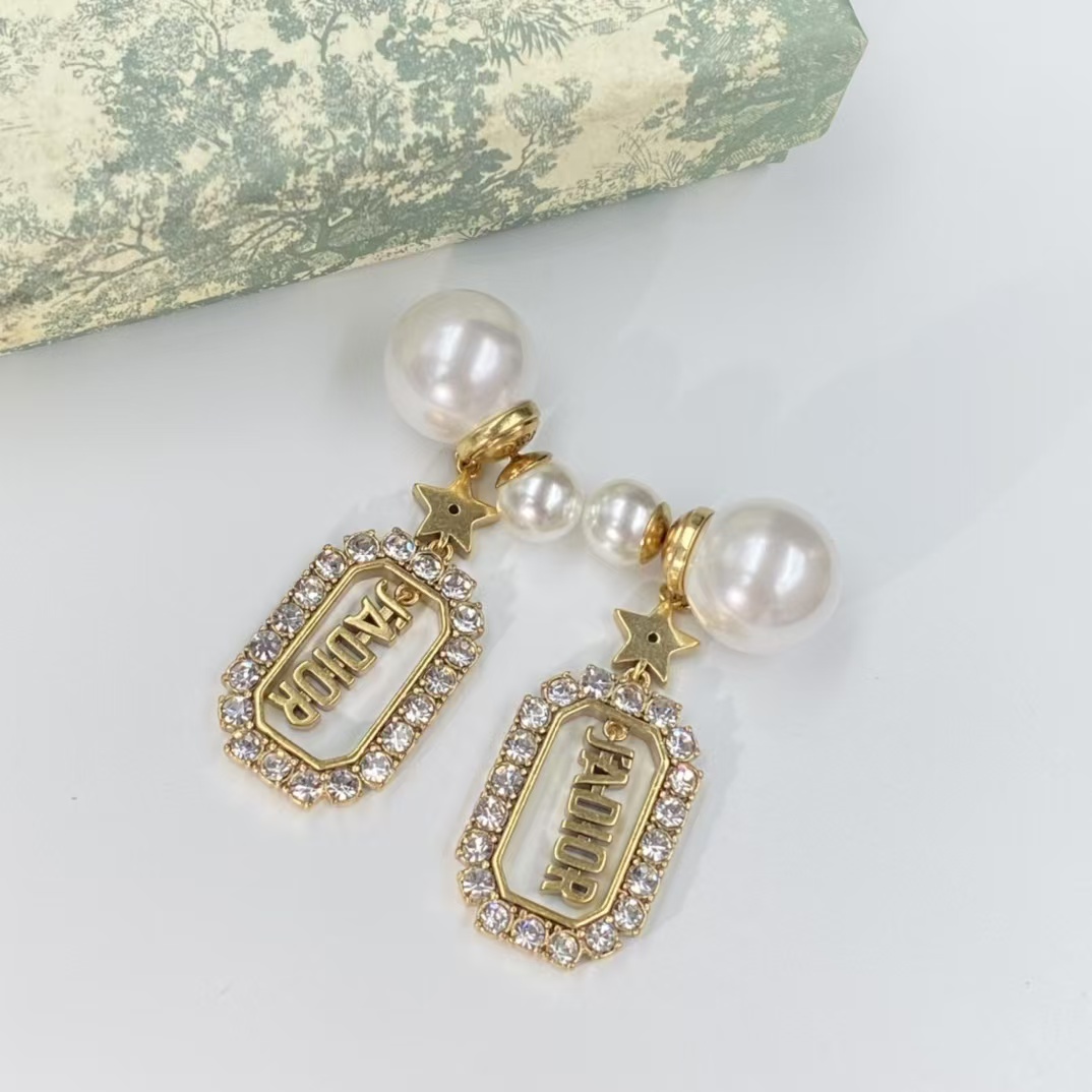 Dior JADIOR Drop Pearl Earrings - Best Replica Jewelry™