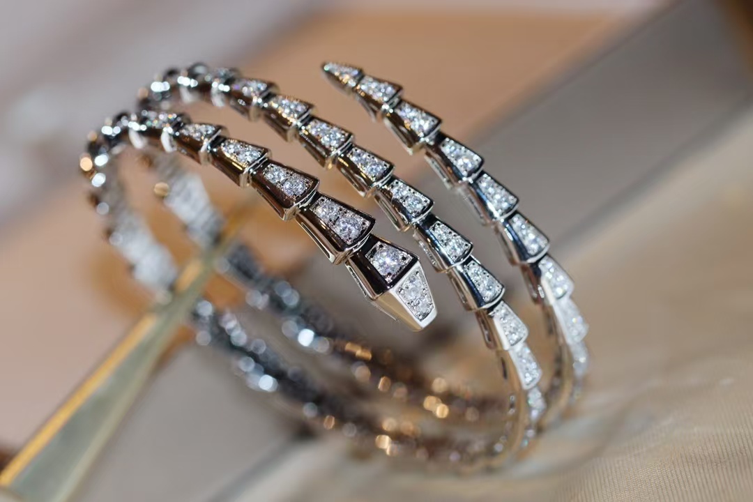 Bvlgari Serpenti Viper Bangle Bracelet - Full Diamond - Best Replica Jewelry™