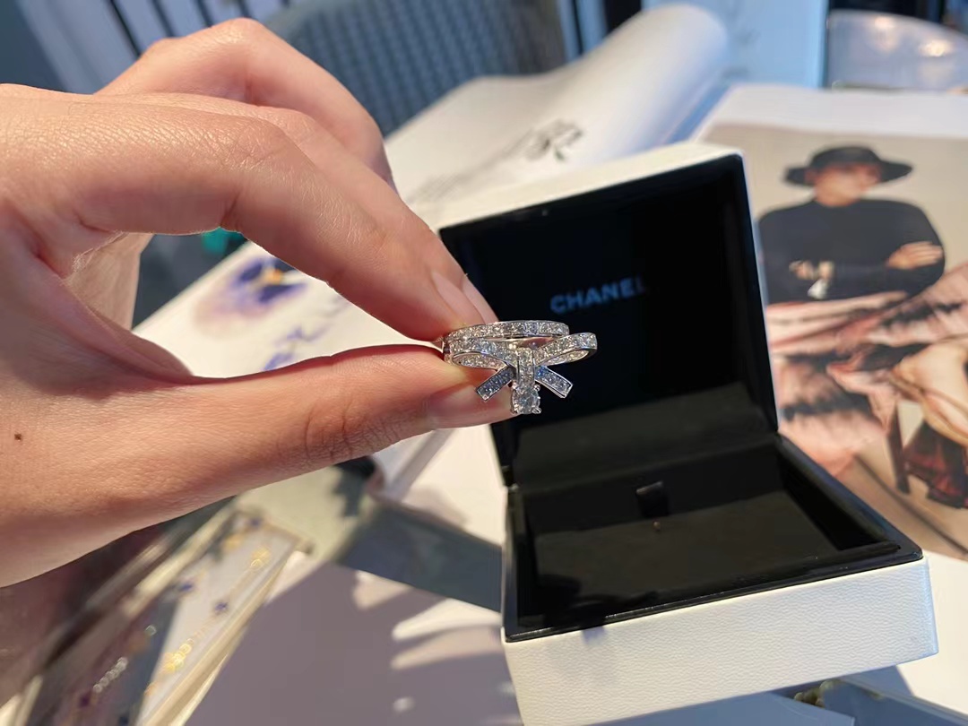 Chanel Ruban Bow Ring - Best Replica Jewelry™