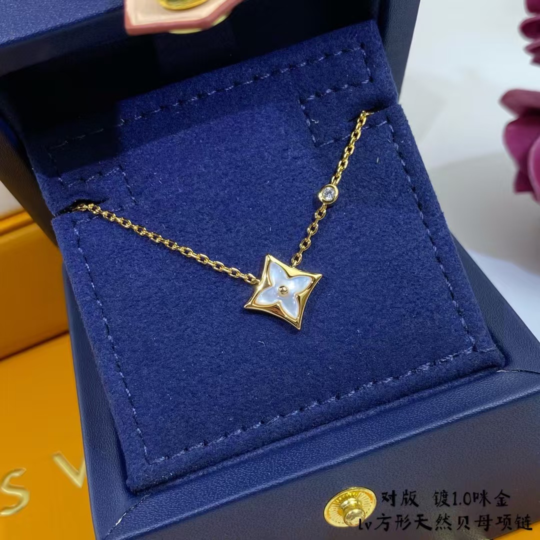Louis Vuitton Color Blossom BB Star Pendant Necklaces - Best Replica Jewelry™