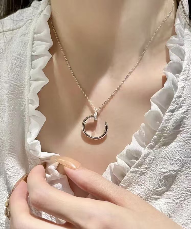 Cartier Juste un Clou Necklace - Best Replica Jewelry™