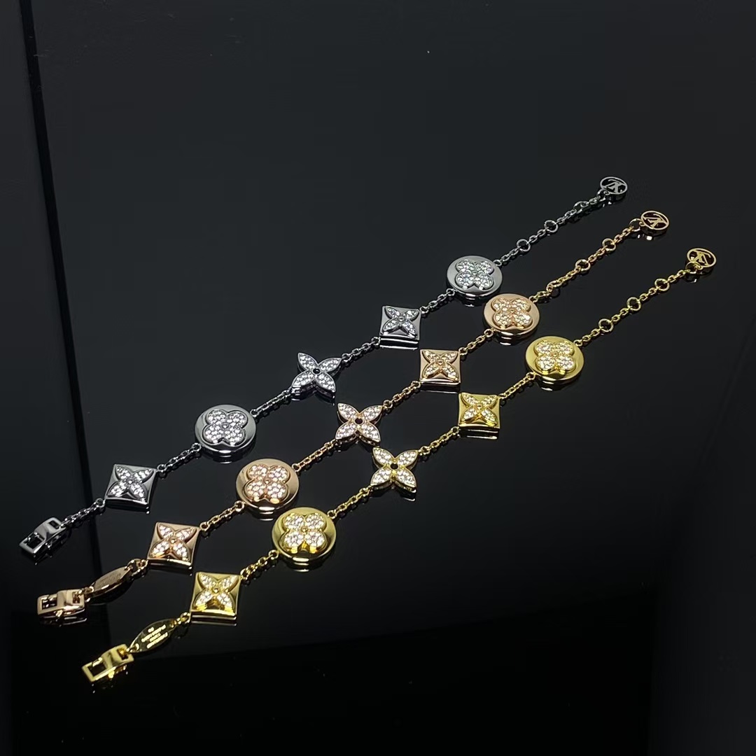 Louis Vuitton Diamond Blossom Star Sun Bracelet - Best Replica Jewelry™