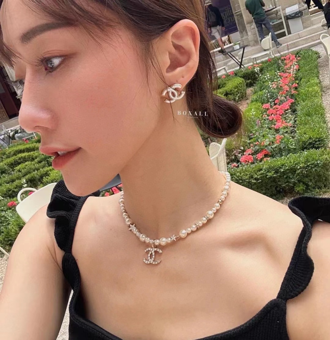 Chanel Star Double C Pendant Pearl Necklace - Best Replica Jewelry™