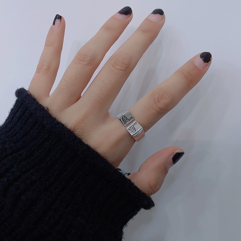 Vivienne Westwood Punk Unisex Style Wide Band Stamped Saturn Couple Ring - Best Replica Jewelry™