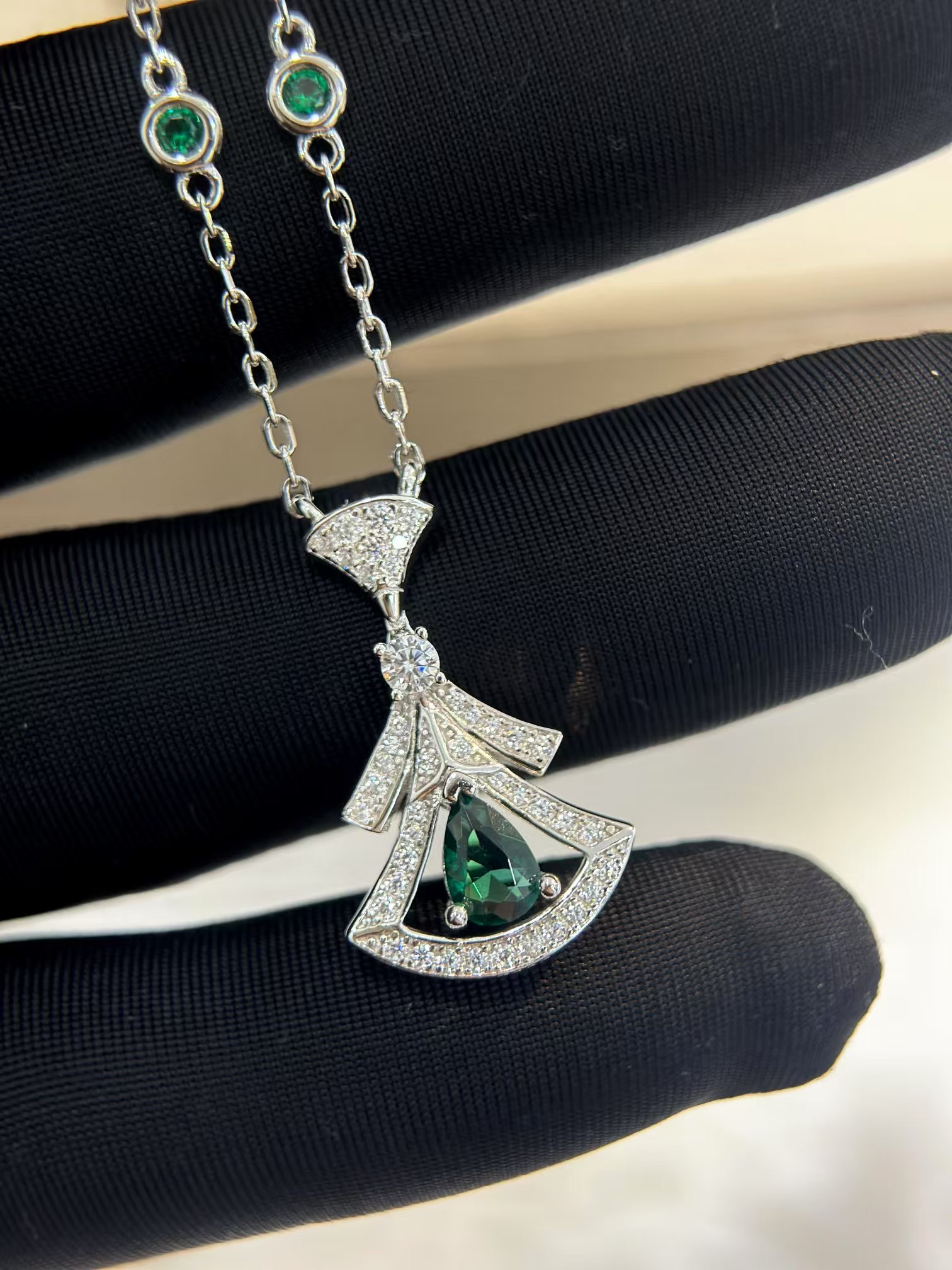 Bvlgari Divas' Dream Necklace - Best Replica Jewelry™