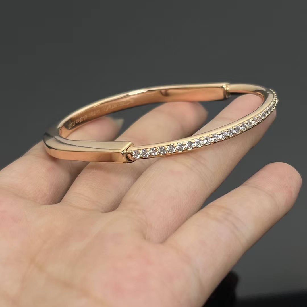 Tiffany Lock Bangle Half Pavé Diamonds Bracelet - Best Replica Jewelry™
