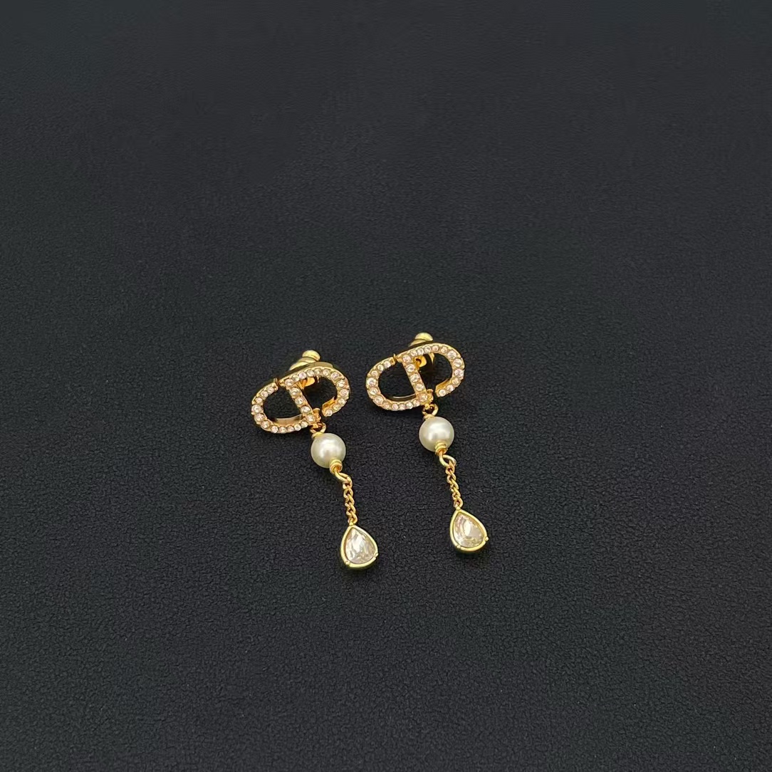 Dior CD Teardrop Pearl Earrings - Best Replica Jewelry™