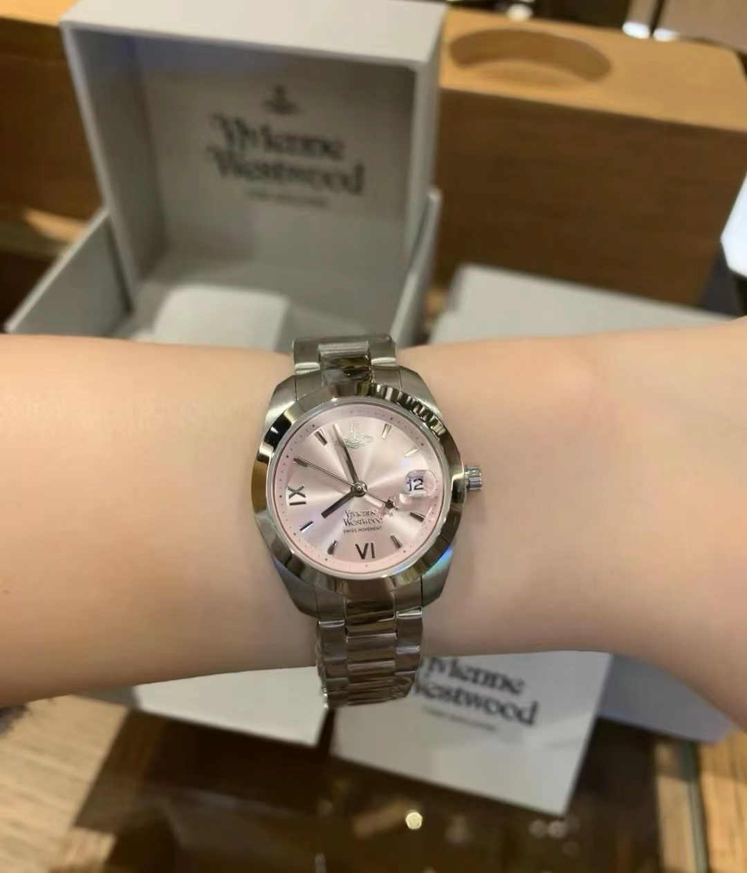 Vivienne Westwood Light Pink Dial Saturn Watch - 28MM - Best Replica Jewelry™