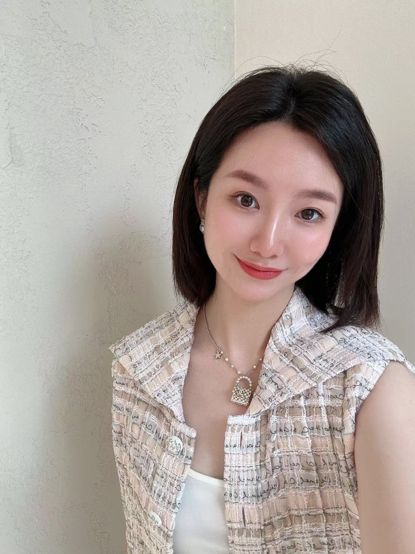 Chanel Pearl Bag Pendant Necklace - Best Replica Jewelry™