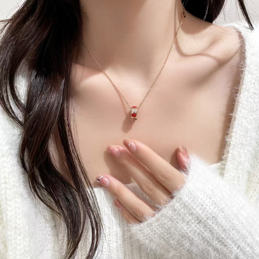 Bvlgari Serpenti Viper Necklace - Best Replica Jewelry™