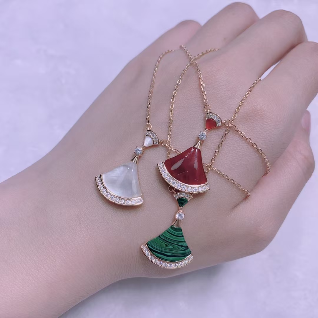 Bvlgari Divas' Dream Necklace - Best Replica Jewelry™