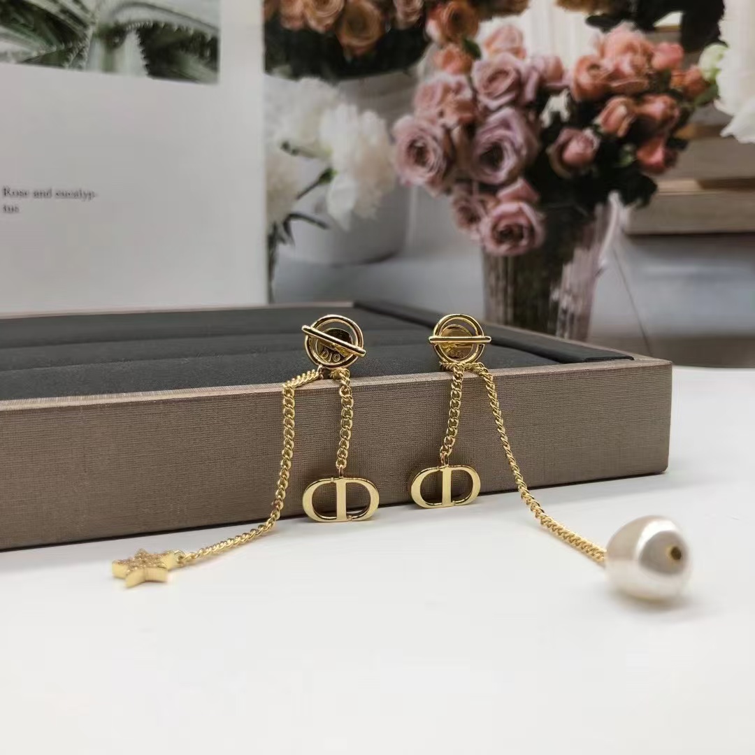 Dior Asymmetric Star Pearl Dangle Long Earrings - Best Replica Jewelry™